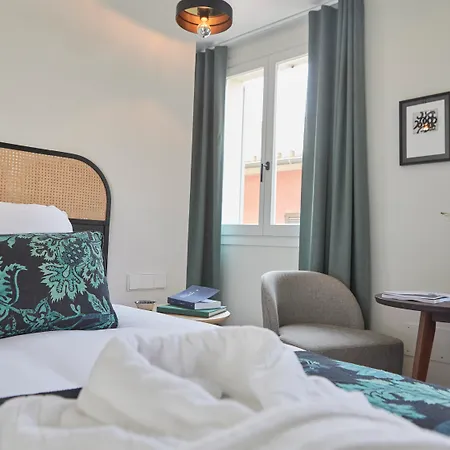 Mhouse Boutique 4*