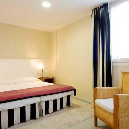 מלון Mhouse Boutique 4*