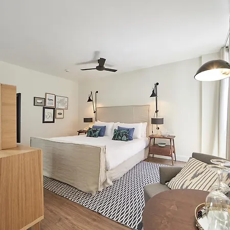 Hotel Mhouse Boutique 4*