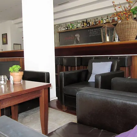 Mhouse Boutique 4*
