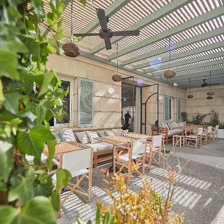 Mhouse Boutique 4*